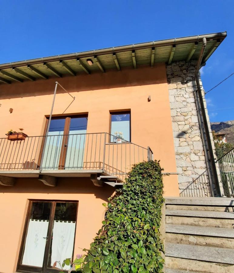 Apartamento Il Sole Di Simona - Il Prato Omegna Exterior foto